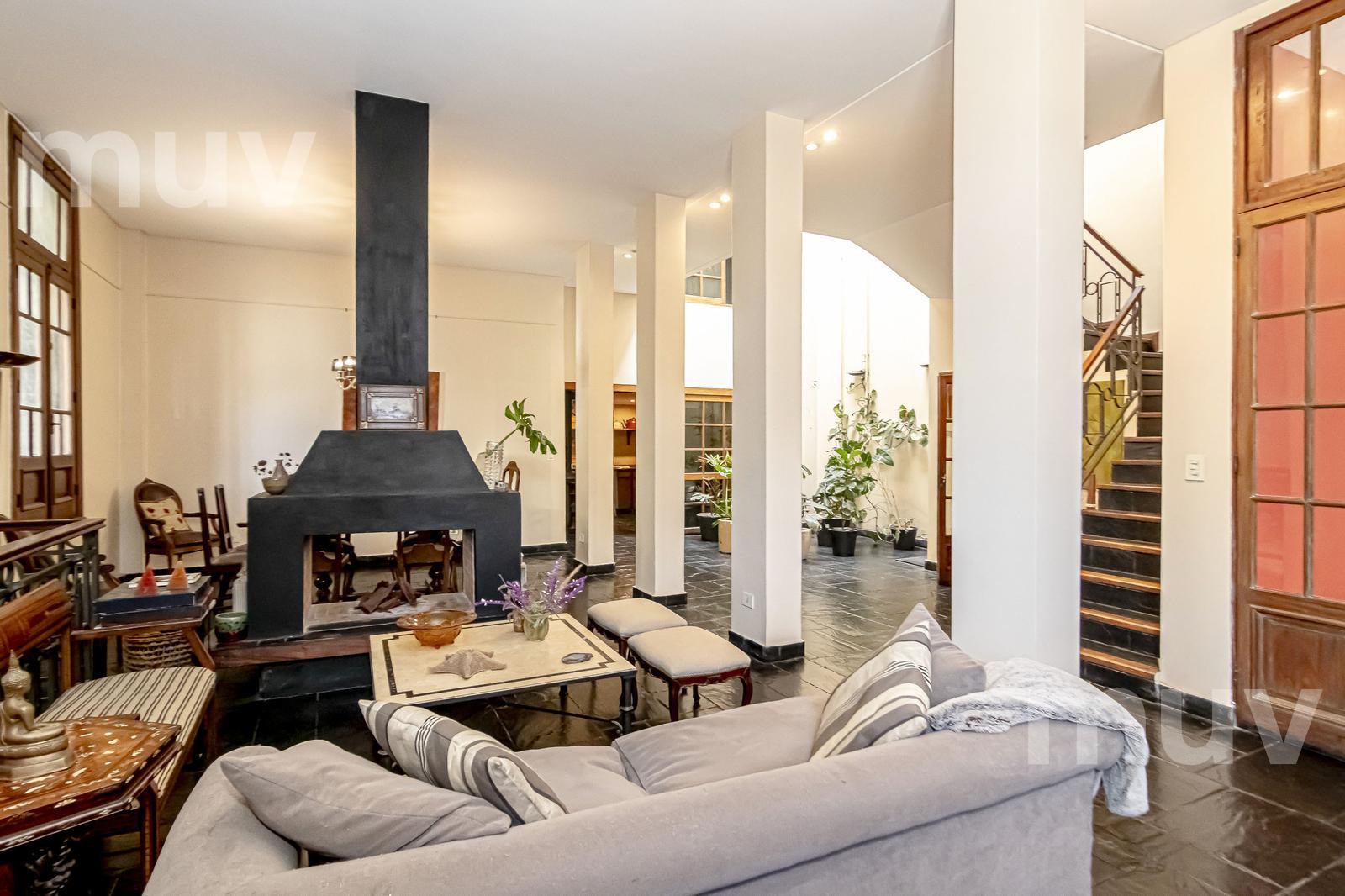 7935937_97793981541518957848684653658276445374220313074872226331744736237570325103221